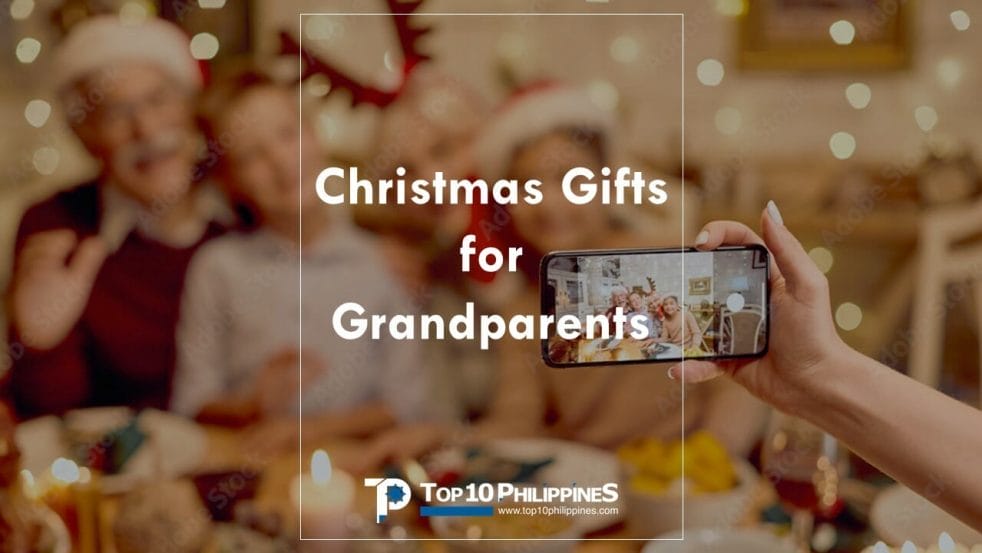 Filipino gift ideas for your lolo and lola. A family taking a photo